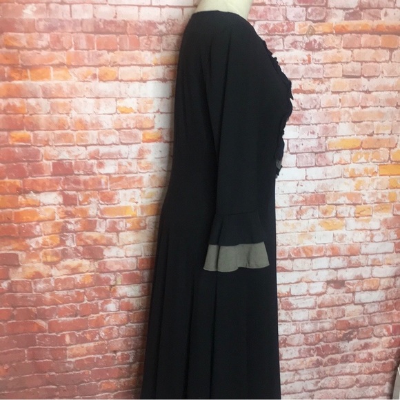 Rabbit Rabbit Rabbit Designs Black and Gray Long Sleeved Ruffled
A-line Dress - Picture 5 of 10